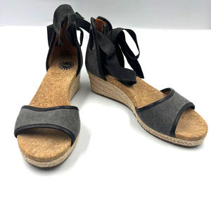 UGG‎ Wedge Espadrille Ribbon Tie Sandals Open Toe Cork Canvas Women's Size 7